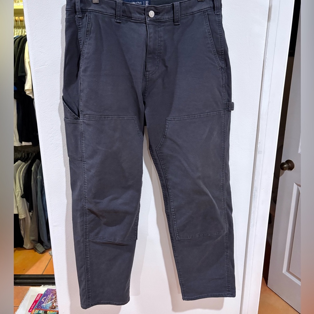 Abercrombie Men's Carpenter Pants. Size 32 30